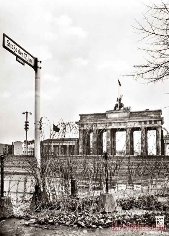 GERMANY: BERLIN, c1961 painting - Others GERMANY: BERLIN, c1961 Art Print