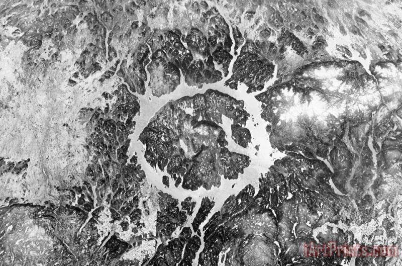Manicouagan Crater painting - Others Manicouagan Crater Art Print