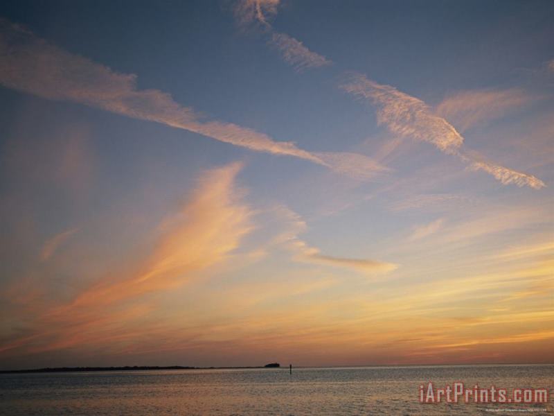 Clouds Crisscross The Sky at Twilight on The Gulf of Mexico painting - Raymond Gehman Clouds Crisscross The Sky at Twilight on The Gulf of Mexico Art Print