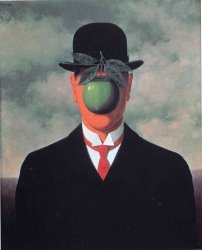 Statuette l'homme au chapeau melon de Magritte H15cm MAGRITTE
