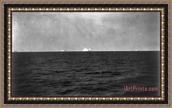Others Titanic: Iceberg, 1912 Framed Painting