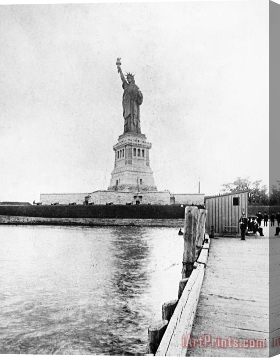 Others STATUE OF LIBERTY, c1890 Stretched Canvas Print / Canvas Art